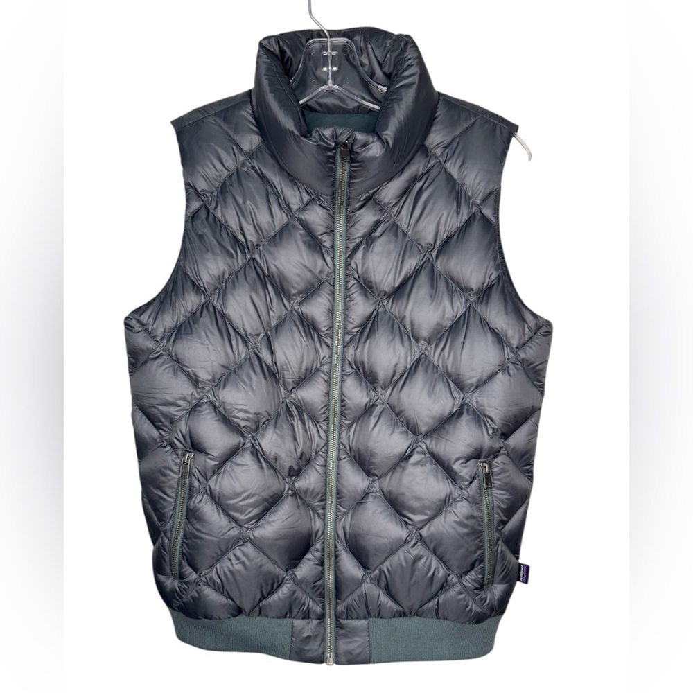Patagonia Women’s Prow Bomber Vest Gray/Sage Blue Style #28115 Medium.